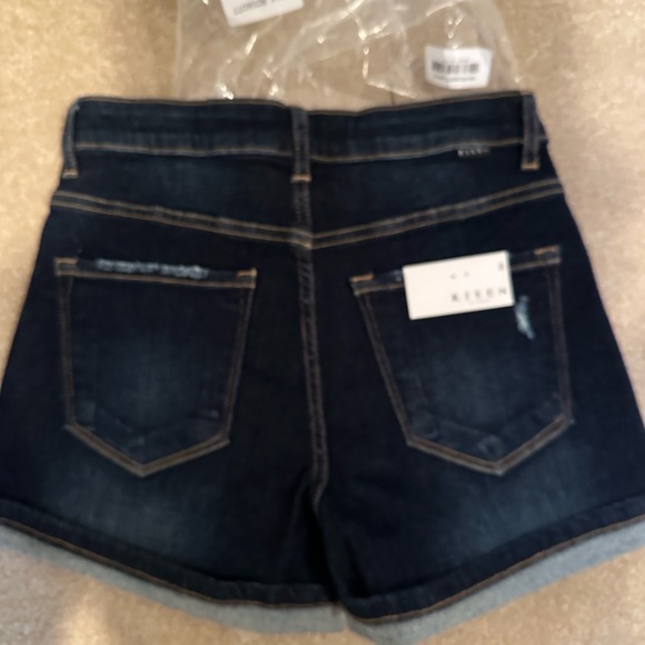 Red Dress Embrace It Dark Wash High Rise Denim Shorts Size SS / Dark Wash - Picture 6 of 6